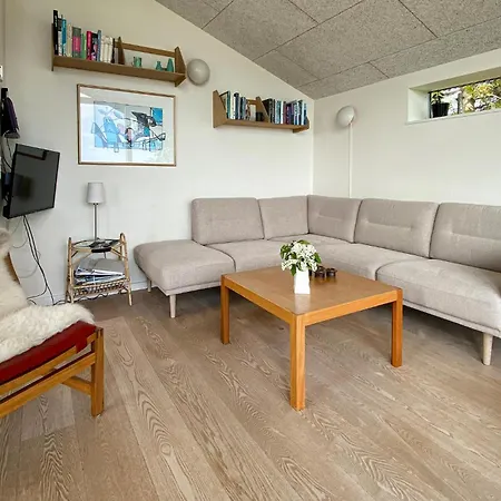 Vakantiehuis Cozy Home In Orsted With Sauna *